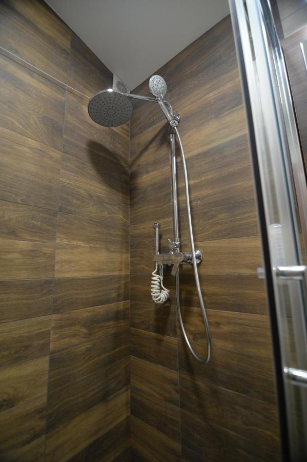 Apartmani Carolija Lucani エクステリア 写真